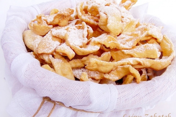 Faworki bez bicia Lucyny Ćwierczakiewiczowej