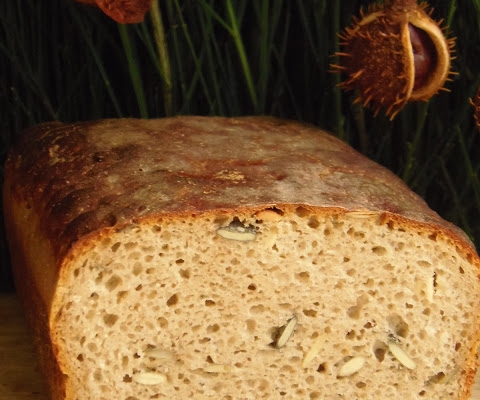  Chleb pytlowy na zakwasie z pestkami dyni w październikowej piekarni