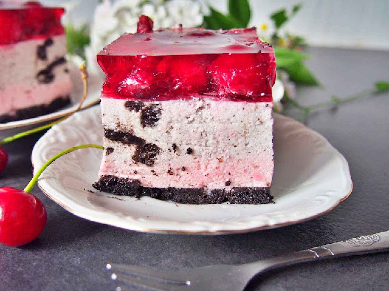 Sernik bez pieczenia Wiśnia & Oreo