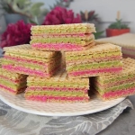 Kolorowe wafle z...