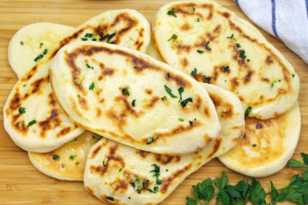 Chlebki naan