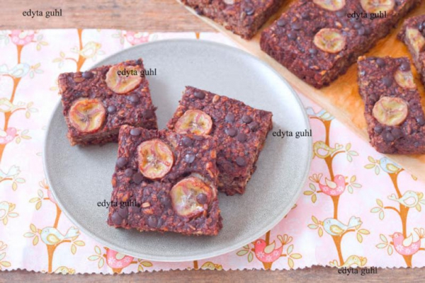 Pieczona owsianka z bananami