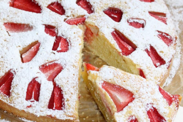 Najłatwiejsze ciasto truskawkowe