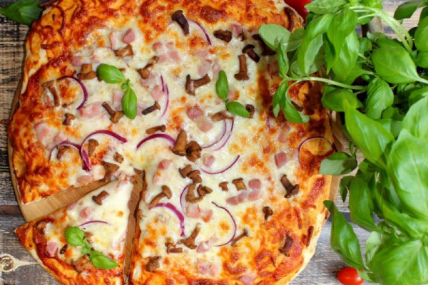 Polska pizza leśna