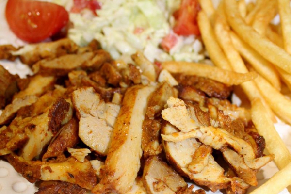 Domowy kebab z piekarnika i szybka surówka