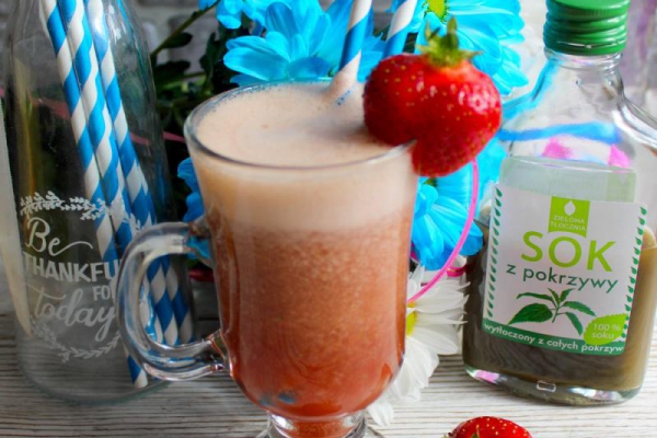 Smoothie z sokiem z pokrzywy – Samo zdrowie!