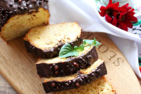 Prosta babka na oleju – idealna do kawy
