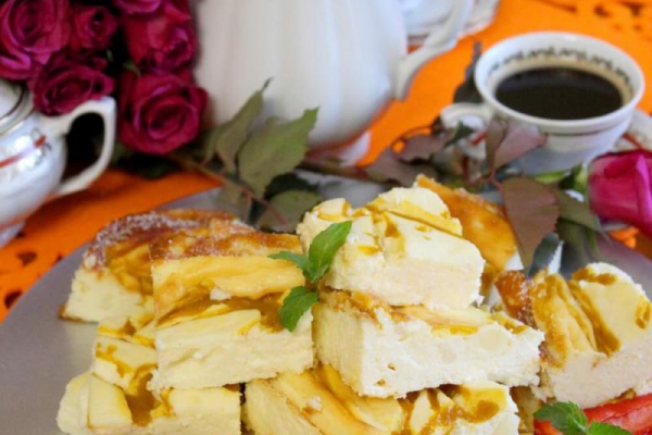 Waniliowy sernik z mango