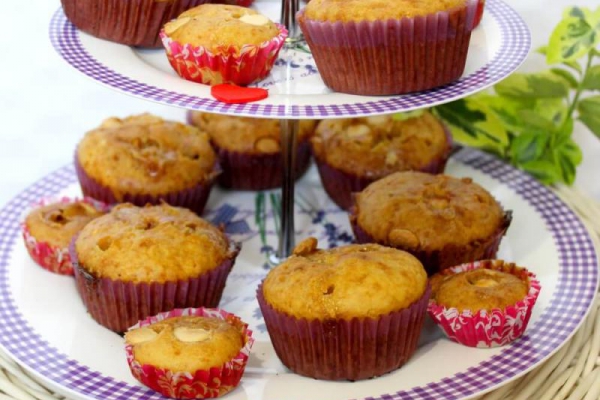 Muffinki z białą czekoladą