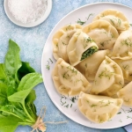 Pierogi ze szpinakiem i...
