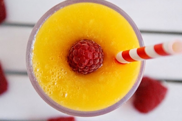 mango + pomarańcza + maliny + mleko