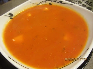 Krem pomidorowy z mozzarellą