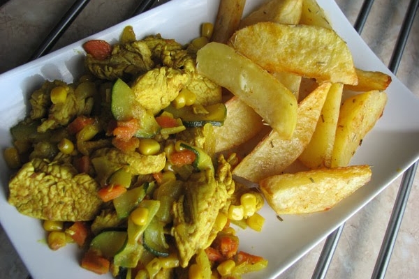 Indyk curry i ziemniaczki pieczone :)