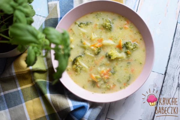 Zupa brokułowa