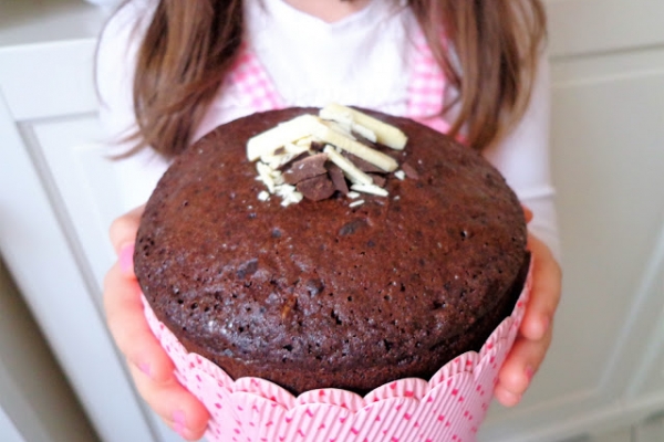 Światowy Dzień Muffina - Ciasto muffin mocno czekoladowe (Torta muffin al cioccolato)