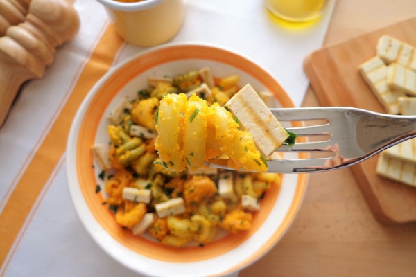Makaron z pesto z marchewki (Pasta con pesto di carote)