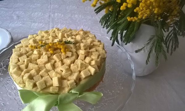 Na Dzień Kobiet - Tort Mimosa (La torta mimosa)