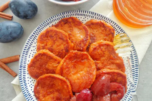 Placuszki ze słodkich ziemniaków (Pancake di patate dolci)