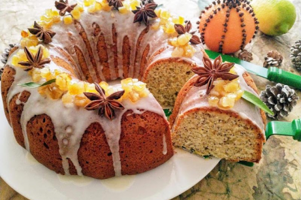 Babka cytrynowo-pomarańczowa z makiem (Ciambella con agrumi e semi di papavero)