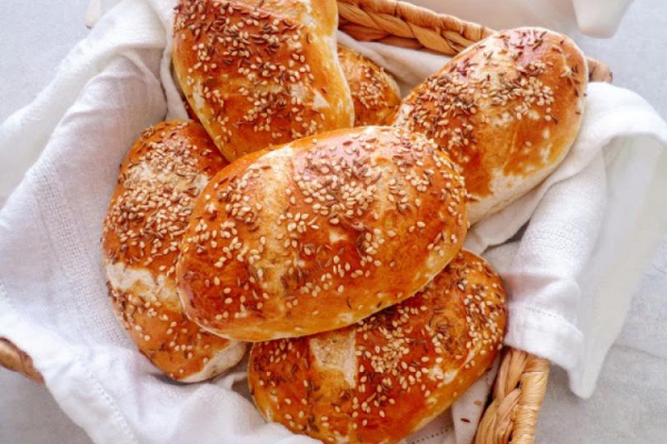 Bułeczki z ziarnami (Panini con semi)