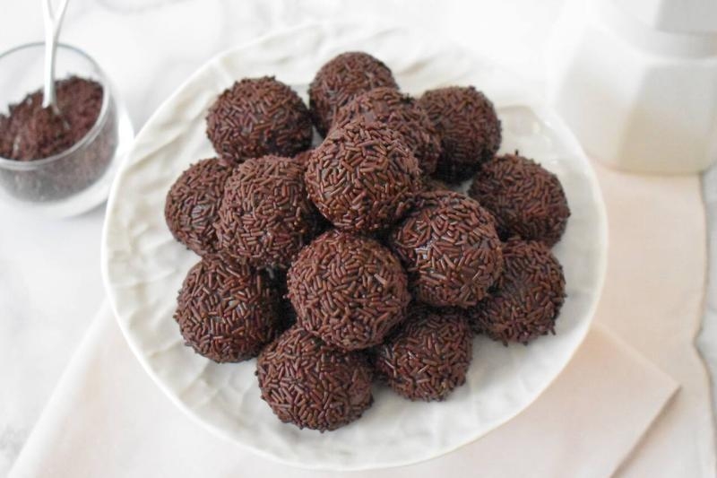 Brazylijskie czekoladki „Brigadeiro”