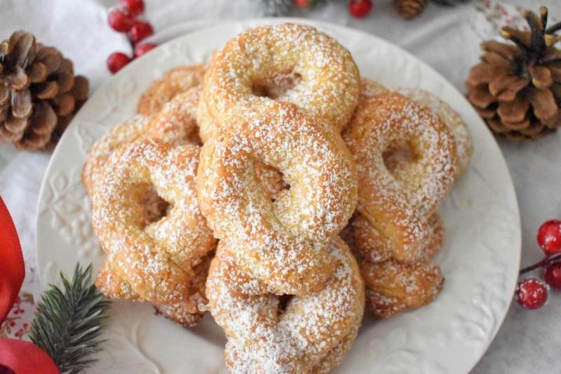 Świąteczne ciasteczka „Ambrosiani” z Mediolanu