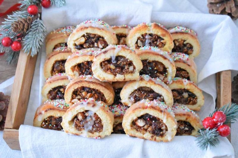 „Buccellati” – sycylijskie kruche ciasteczka z bakaliami