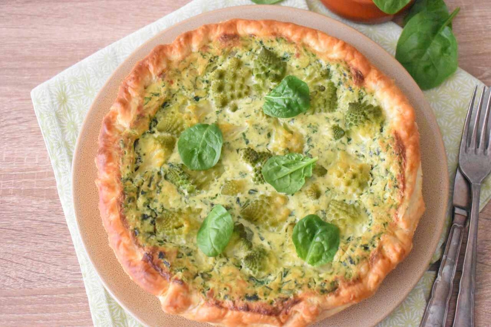 Tarta ze szpinakiem i brokułem