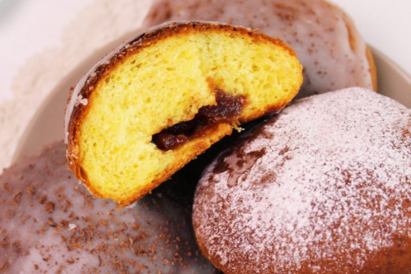 Pączki pieczone bez jajek z nutą pomarańczy