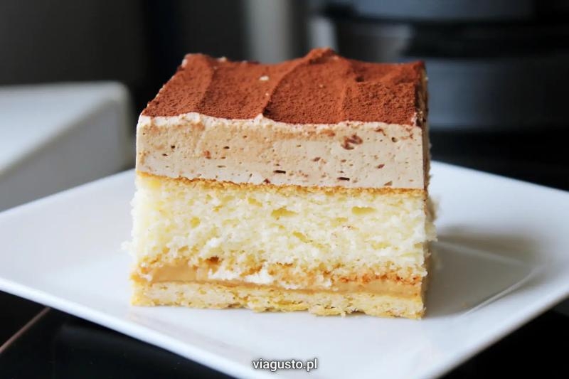 Ciasto z kawową pianką i kajmakiem