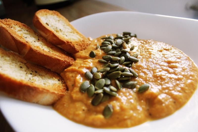 Catering z dostawą w wygodnadieta.pl – jak zdrowe posiłki mogą odmienić Twoje codzienne menu?