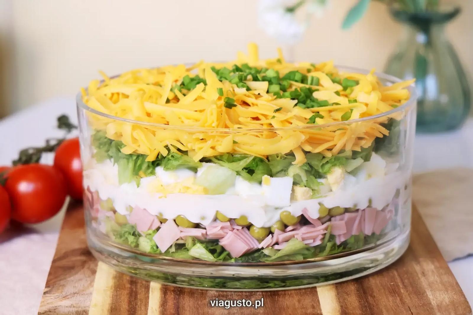 Sałatka na Święta Wielkanocne (warstwowa z szynką)