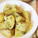 Gotowane ziemniaki z...