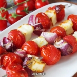 Szaszłyki z halloumi i...