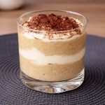 Owsiany deser tiramisu