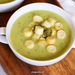 Aromatyczna zupa z pesto