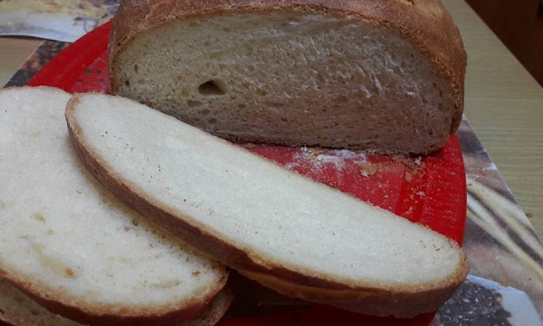Chleb z chrupiącą skórką