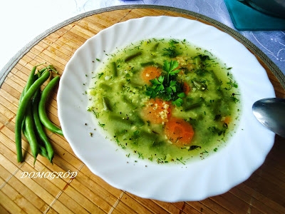 Zupa z fasolki szparagowej i kaszy jaglanej