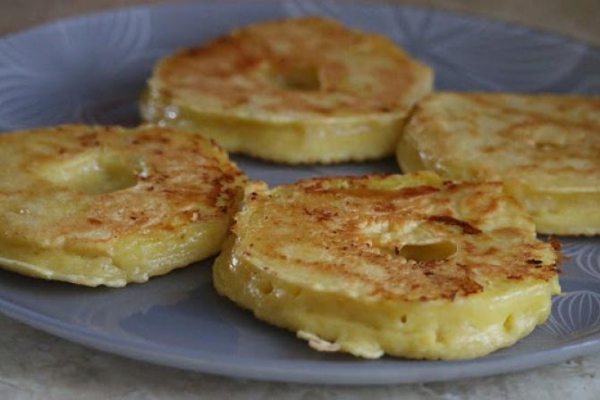 Ananas w cieście naleśnikowym wyśmienity deser
