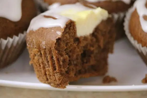 Ciasto piernikowe pulchne i pyszne zrobisz szybkościowo bez miksera