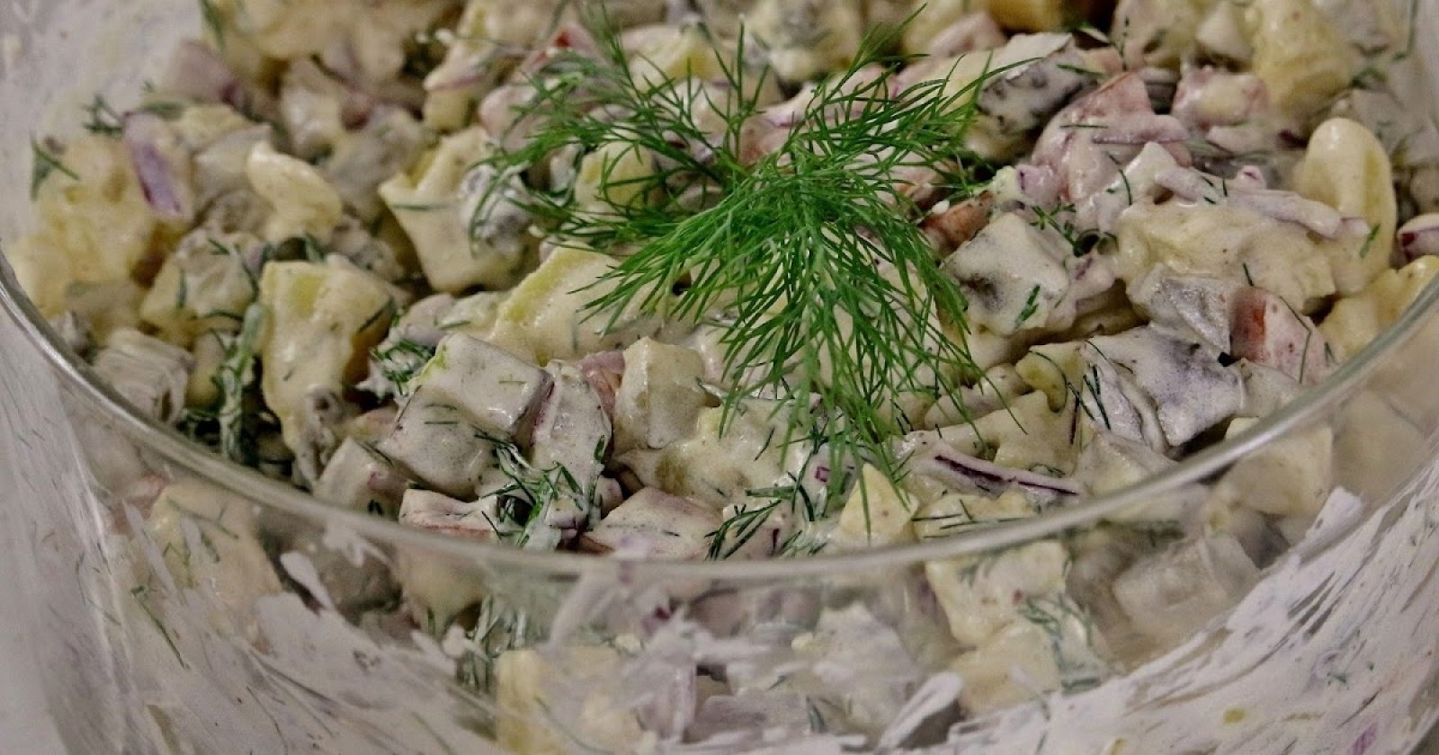 Błyskawiczna sałatka ziemniaczana z tego co z wczoraj do obiadu czy przy grillu