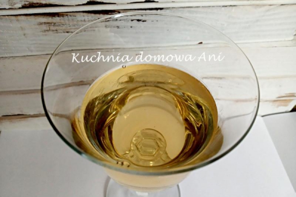 Wino z ryżu i rodzynek