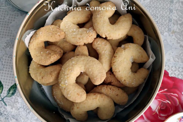 Pomarańczowe półksiężyce