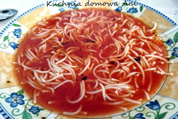 Zupa pomidorowa na passacie