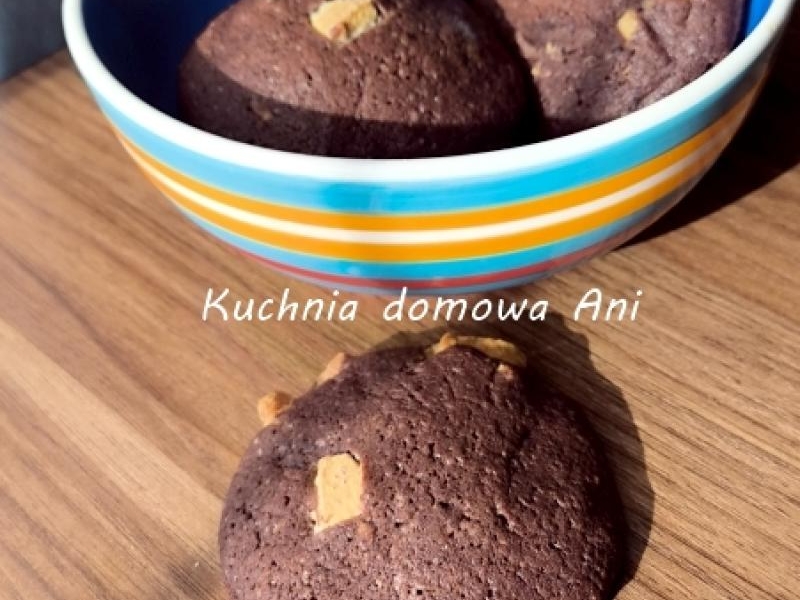 Czekoladowe ciastka z białą czekoladą