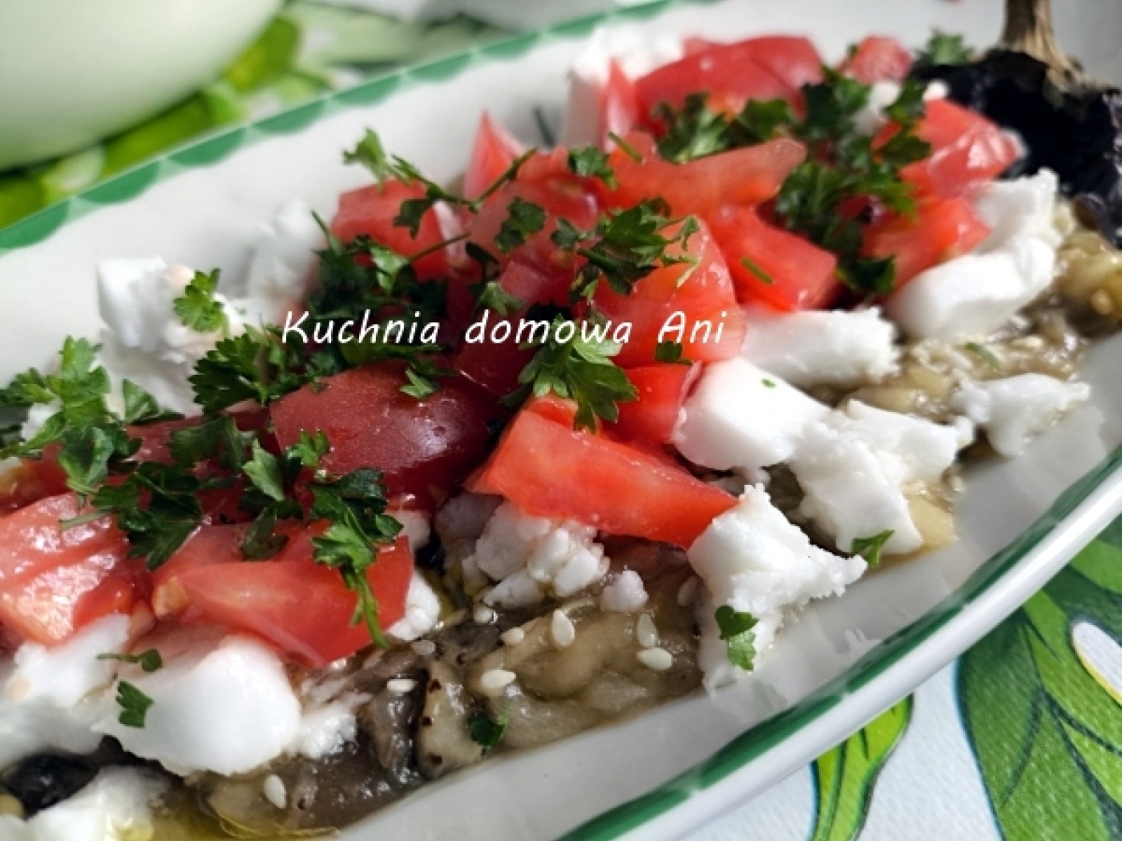 Melitzanosalata czyli grecka sałatka z pieczonego bakłażana