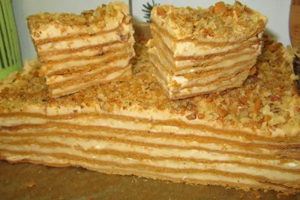 Ciasto Marlenka-miodowo-kajmakowe. Niepowtarzalny smak, rozpływa się w ustach +FILM