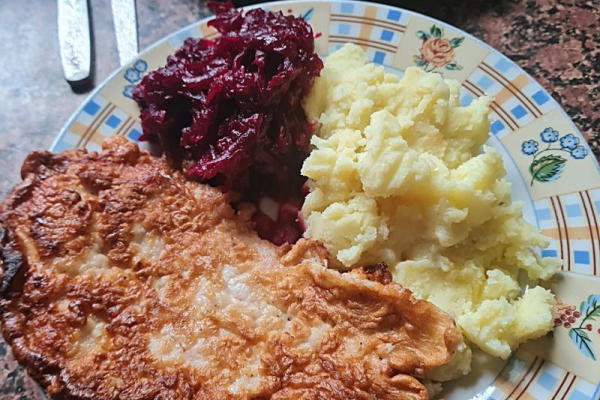 Schab w cieście naleśnikowym