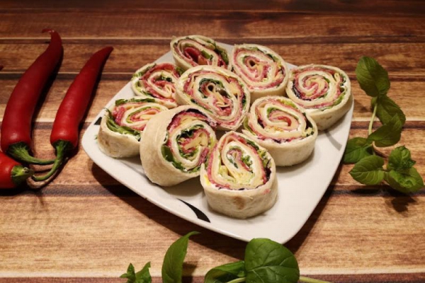 Tortille z salami