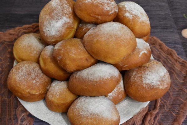 Karnawałowe Pączki
